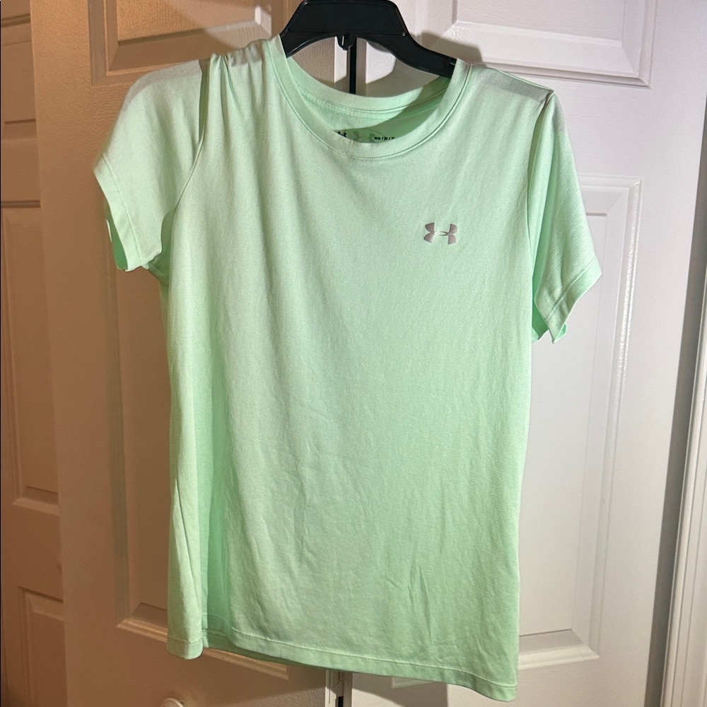 Under Armour Mint Green Women’s Short Sleeve Tee